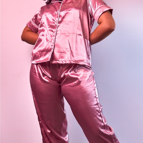 Womens silk satin pajamas - Picture 5 of 6